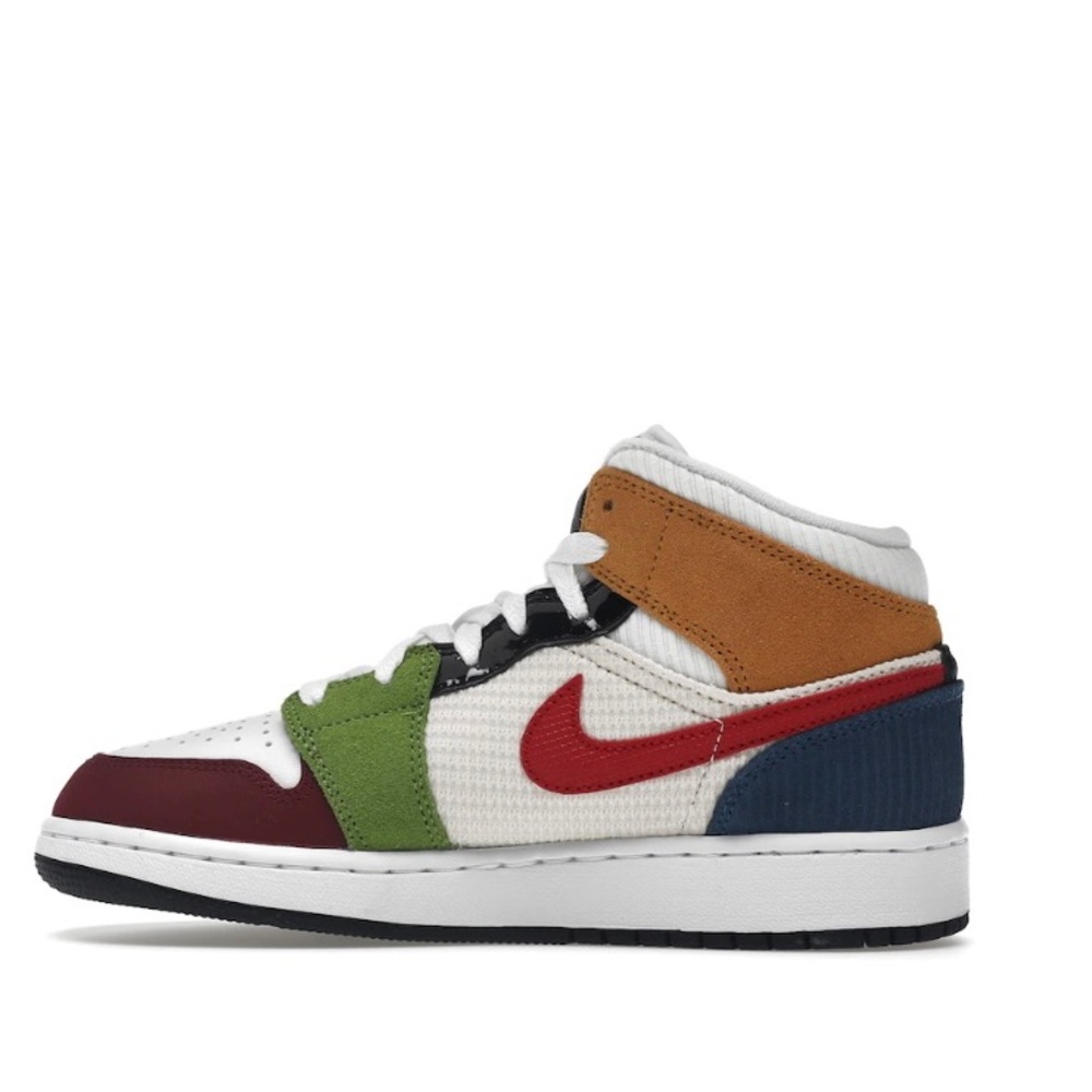 Jordan 1 Mid SE